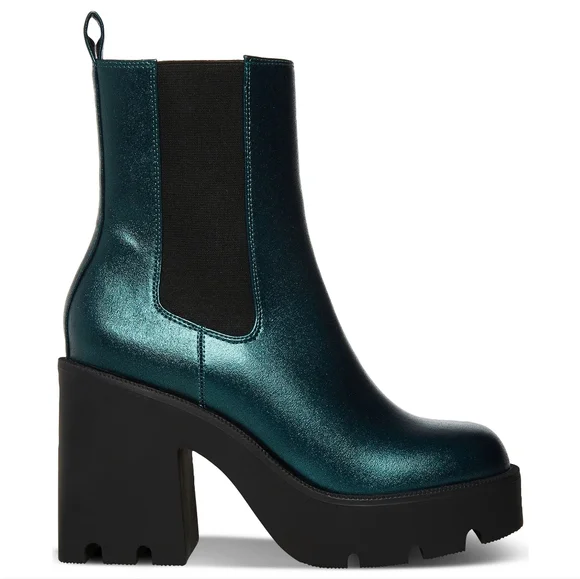 NEW Madden Girl Metallic Teal Tippah Lug Sole Chelsea Boot - Picture 2 of 5